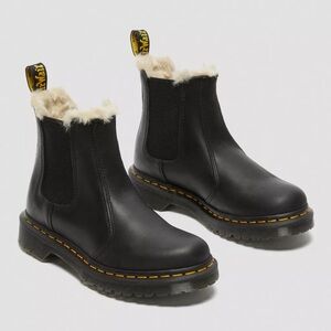 FAUX FUR LINED CHELSEA BOOTS Dr. Marten’s